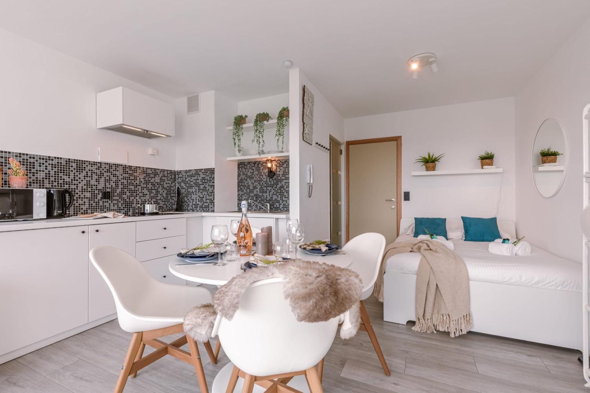 Moderne Lichtrijke Vlakbij En Casino Appartement
